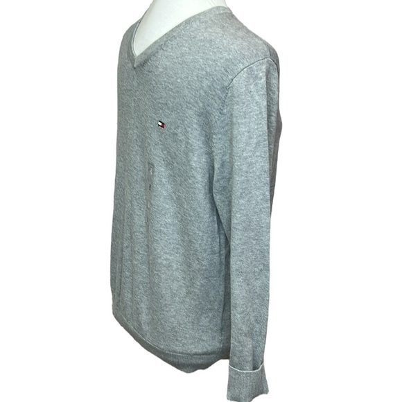 Tommy Hilfiger Light Gray V-Neck Sweater - Picture 3 of 7